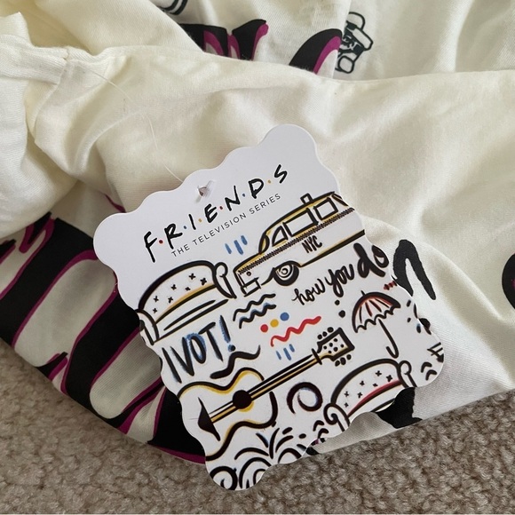 Friends The Television Series T-shirt I speak Fluent Friends M lobsters - Picture 6 of 9